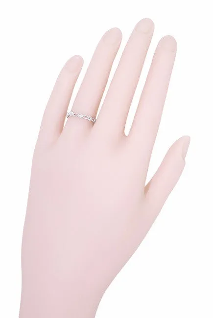 Art Deco Filigree Hand Engraved Diamond Wedding Ring in Platinum