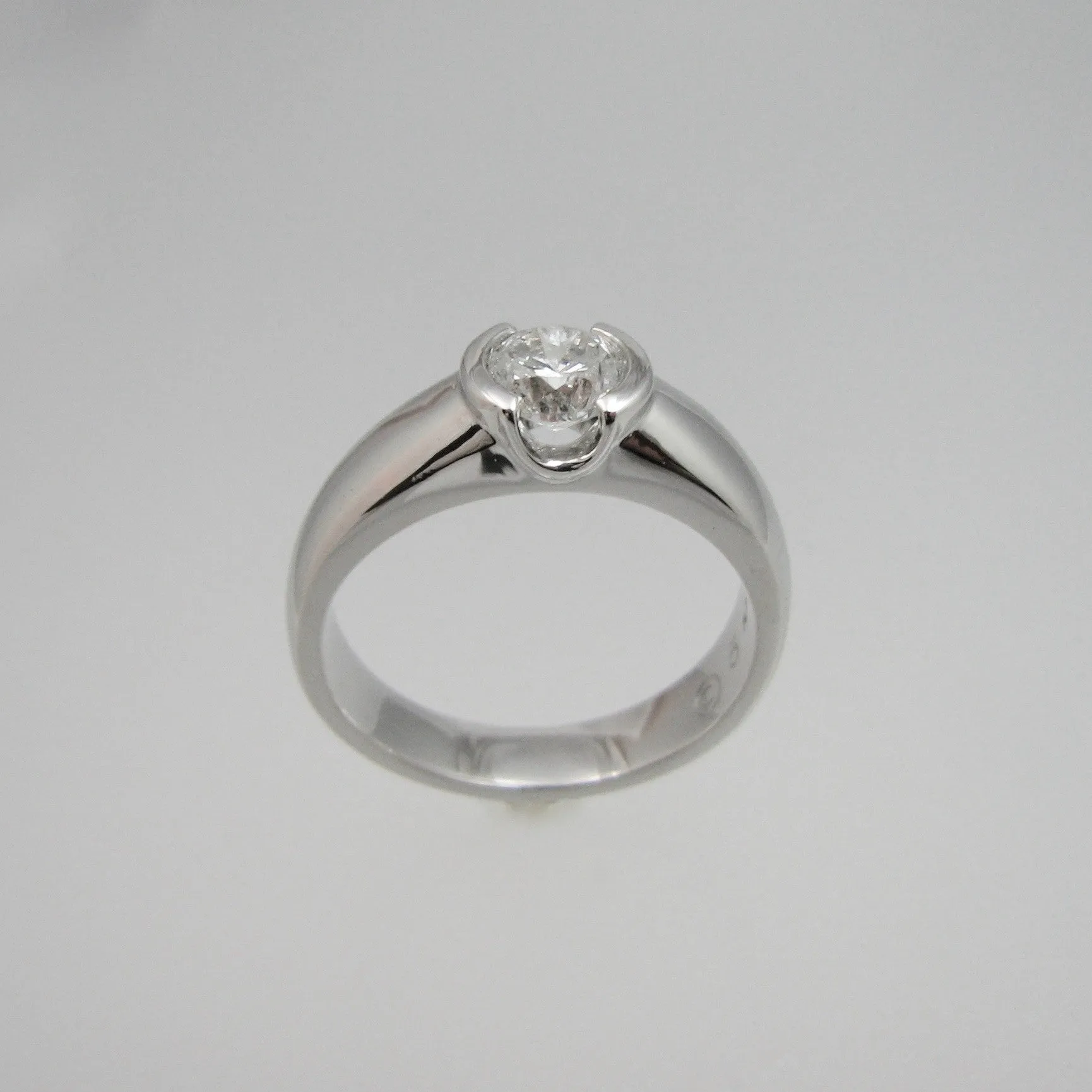 Engraved Omega Ring