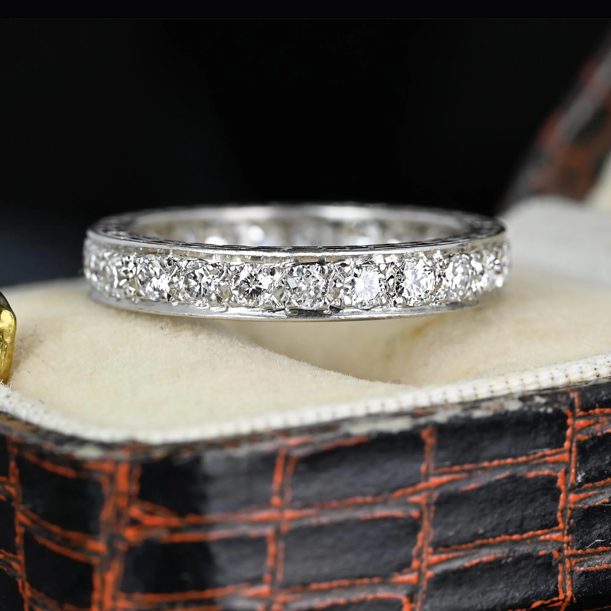 Exquisite Full Eternity Platinum Diamond Wedding Ring Band, 1  CTW