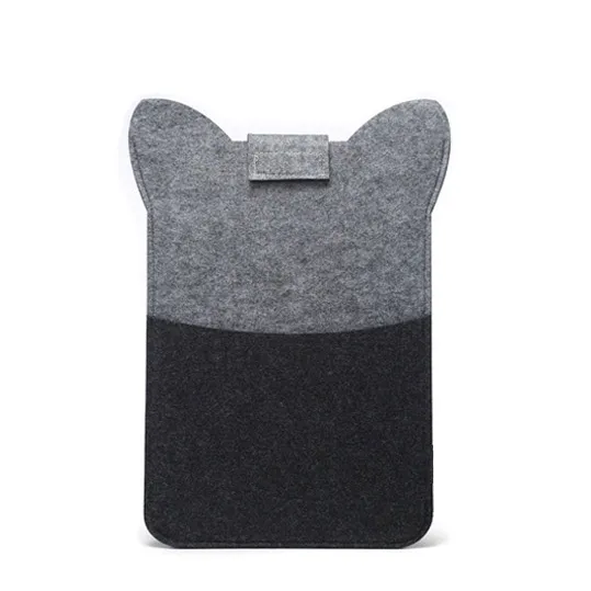 Peaceful Raccoon Wool Laptop Sleeve