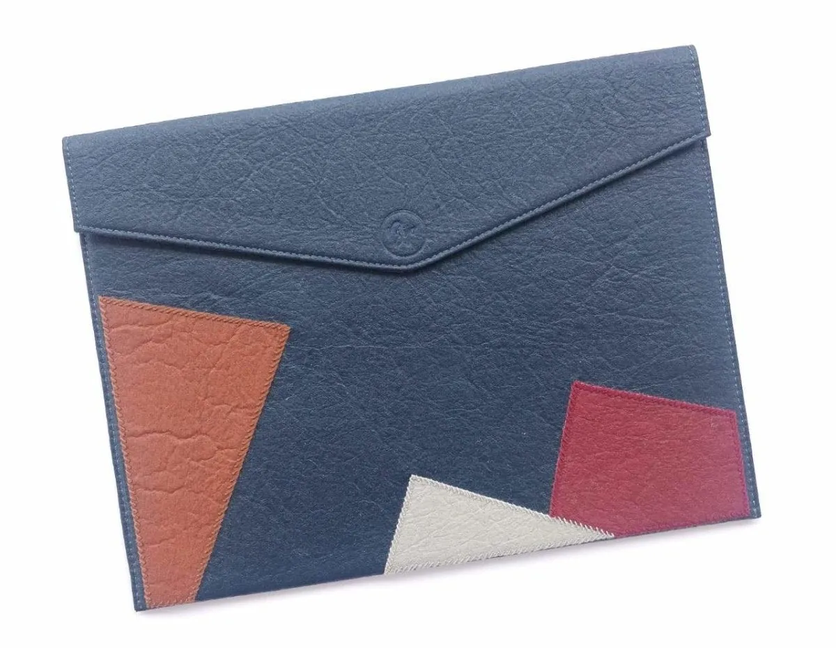 Pinatex Laptop Sleeve ix
