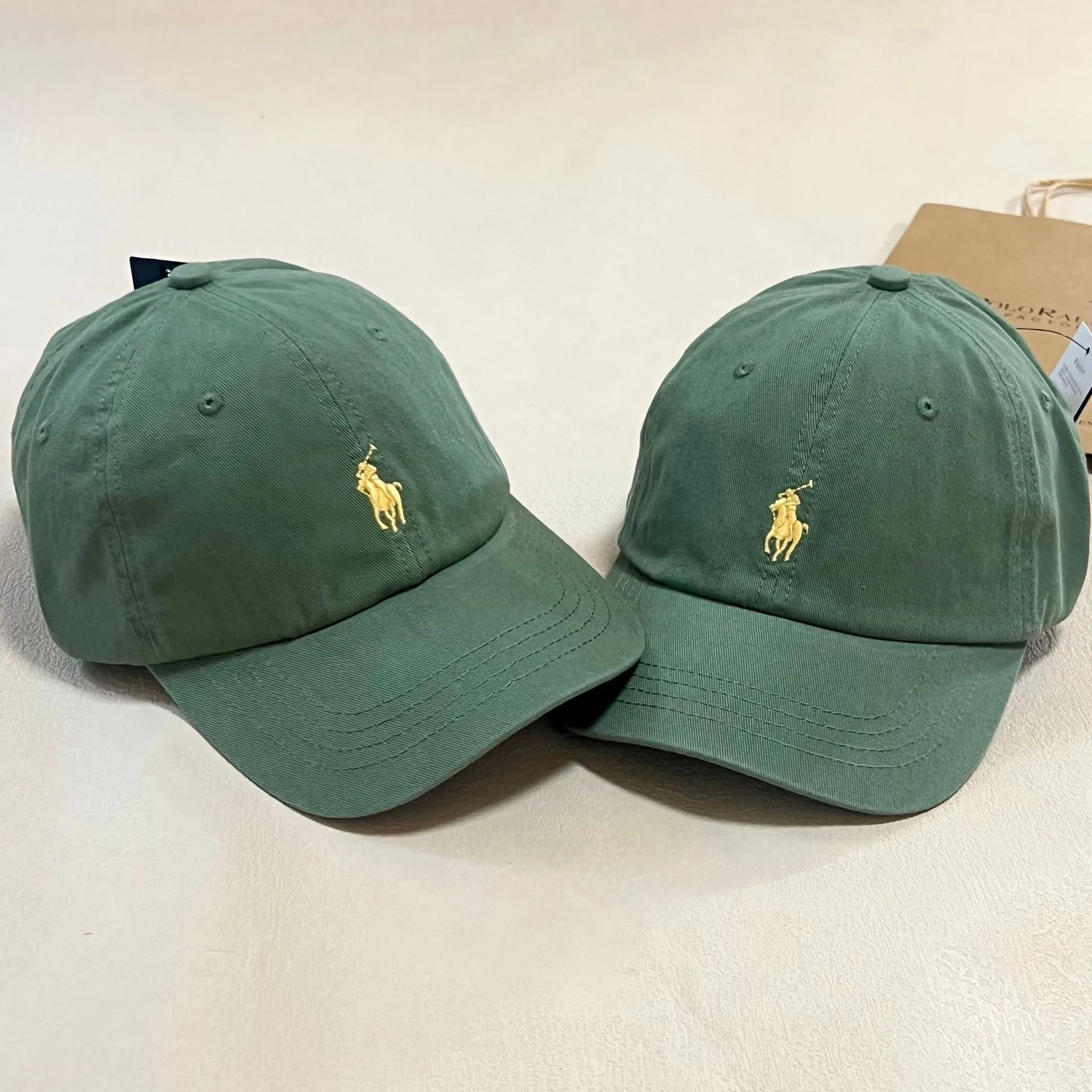 Wholesale Pure cotton  face-enhancing small deep brim baseball cap